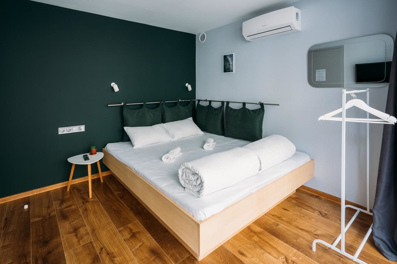 Хостелы Yard Hostel & Coffee Черновцы-15