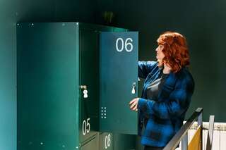 Хостелы Yard Hostel & Coffee Черновцы Односпальная кровать в общем номере с 12 кроватями-7