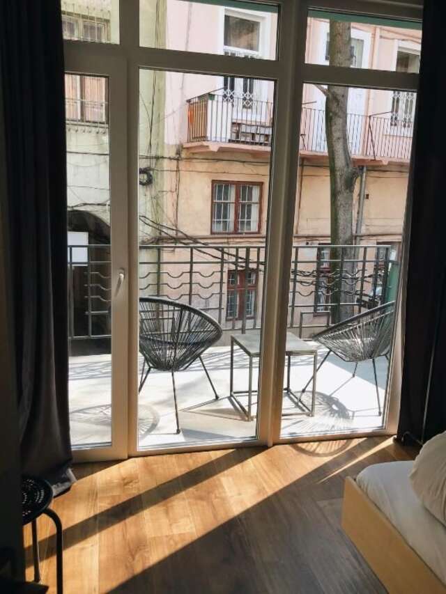 Хостелы Yard Hostel & Coffee Черновцы-54